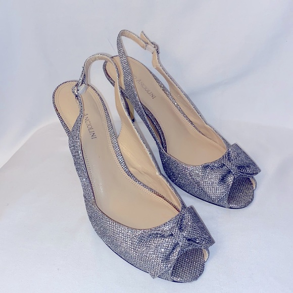 Enzo Angiolini Shoes - Enzo Angiolini Silver Glitter Heels w Bow - Sz 9.5